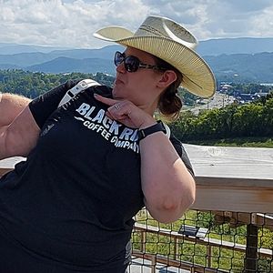 Meet your Posher, Barb